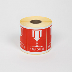 rouleau de 1000 etiquettes imprimees fragile a coller sur vos cartons